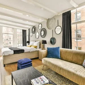 5* Bed & Breakfast Spiegelgracht With Canal View
